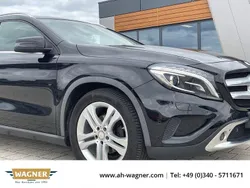 Schwarz Gebraucht 2015 Mercedes GLA220 SUV | 12.399 € (Superpreis)
