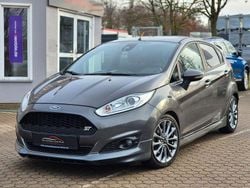 Grau Gebraucht 2016 Ford Fiesta ST-Line Limousine | 10.950 € (Teuer)