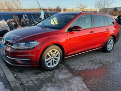 Rot Gebraucht 2019 VW Golf VII Kombi | 16.500 € (Fairer Preis)