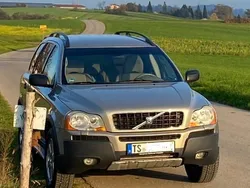 Gold Gebraucht 2005 Volvo XC90 SUV | 8.500 €