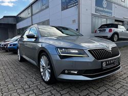 Grau Gebraucht 2015 Skoda Superb Style Kombi | 11.900 € (Guter Preis)