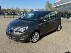 Grau Gebraucht 2011 Opel Meriva Innovation Van / Kleinbus | 4.999 € (Fairer Preis)