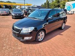 Schwarz Gebraucht 2010 Skoda Fabia Sport Kleinwagen | 6.990 € (Fairer Preis)