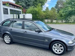 Stahlgrau metallic Gebraucht 2001 BMW 325 Sport Line Kombi | 11.800 €