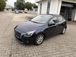 Blau Gebraucht 2015 Mazda 2 | 4.999 € (Superpreis)