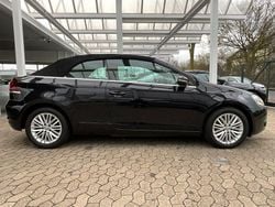 Schwarz Gebraucht 2011 VW Golf Cabriolet Cabrio | 8.950 € (Fairer Preis)