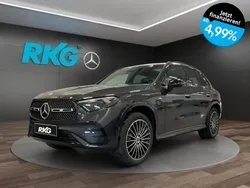 Grau Gebraucht 2025 Mercedes GLC300e AMG SUV | 78.280 € (Teuer)