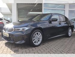 Schwarz Gebraucht 2024 BMW 330 Comfort Edition Limousine | 46.890 € (Etwas zu teuer)