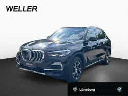 Schwarz (schwarz) Gebraucht 2021 BMW X5 Sport Line SUV | 40.990 € (Superpreis)