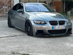 Grau Gebraucht 2006 BMW 325 Performance Coupé | 11.500 €