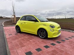 Grün Gebraucht 2025 Abarth 500e Turismo Kleinwagen | 25.999 €