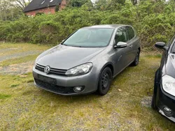 Grau Gebraucht 2009 VW Golf VI Comfortline Limousine | 2.999 € (Fairer Preis)