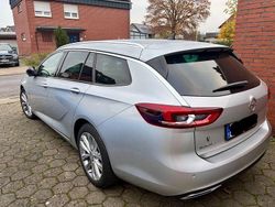 Silber Gebraucht 2023 Opel Insignia Business Kombi | 22.990 € (Fairer Preis)