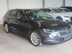 Schwarz Gebraucht 2022 Skoda Octavia Style Kombi | 20.950 € (Guter Preis)