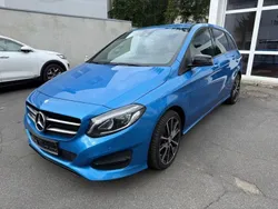 Blau Gebraucht 2015 Mercedes B200 Van / Kleinbus | 10.590 € (Fairer Preis)