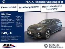 Grau Gebraucht 2022 Kia e-Niro Premium SUV | 24.989 € (Fairer Preis)