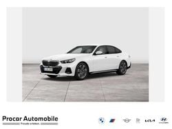 Weiß Gebraucht 2024 BMW 520 M Sport Limousine | 48.940 € (Guter Preis)