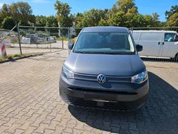 Grau Gebraucht 2021 VW Caddy Van / Kleinbus | 16.300 € (Etwas zu teuer)