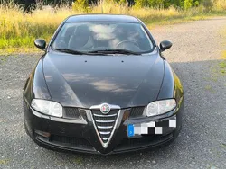 Schwarz Gebraucht 2004 Alfa Romeo GT Distinctive Coupé | 6.400 € (Guter Preis)