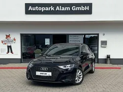 Brillantschwarz Gebraucht 2021 Audi A3 Sportback Limousine | 22.999 € (Fairer Preis)