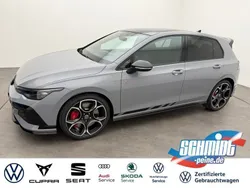 Grau Neu 2025 VW Golf VIII GTI Clubsport Kleinwagen | 50.400 € (Teuer)