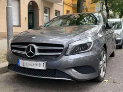 Grau Gebraucht 2013 Mercedes A200 Urban Limousine | 15.500 € (Fairer Preis)