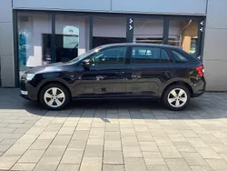Schwarzmagic perleffekt Gebraucht 2016 Skoda Rapid Ambition Kombi | 9.850 € (Etwas zu teuer)