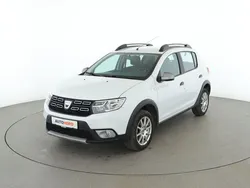 Weiß Gebraucht 2017 Dacia Sandero Celebration Kleinwagen | 9.180 € (Fairer Preis)