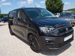 Schwarz Gebraucht 2023 Fiat e-Doblò Van / Kleinbus | 18.900 €