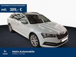 Moonweiss metallic Gebraucht 2023 Skoda Superb Ambition Kombi | 30.450 € (Guter Preis)