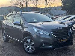 Grau Gebraucht 2016 Peugeot 2008 SUV | 8.290 € (Guter Preis)