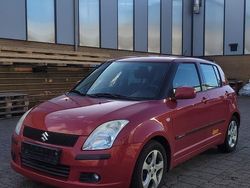 Rot Gebraucht 2008 Suzuki Swift Kleinwagen | 2.500 € (Fairer Preis)