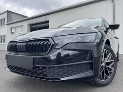 Schwarz schwarzmagic Gebraucht 2025 Skoda Octavia Selection Kombi | 28.990 € (Fairer Preis)