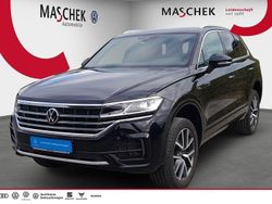 Grenadillschwarz metallic Gebraucht 2023 VW Touareg R-line SUV | 53.220 €
