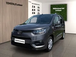 Dark grey Gebraucht 2020 Toyota Proace Verso Team Kombi | 21.490 € (Guter Preis)