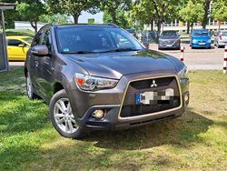 Braun Gebraucht 2012 Mitsubishi ASX SUV | 8.300 € (Teuer)
