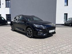 Schwarz Gebraucht 2020 Ford Focus ST-Line Kombi | 14.650 € (Guter Preis)