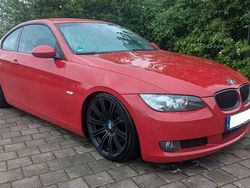 Rot Gebraucht 2006 BMW 325 Sport Line Coupé | 11.450 € (Teuer)