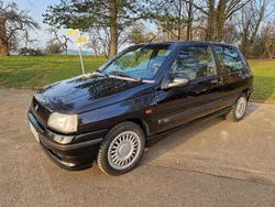 Blau Gebraucht 1994 Renault Clio R.S. Kleinwagen | 3.400 €