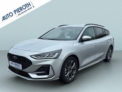 Moondust silber metallic Gebraucht 2024 Ford Focus ST-Line X Kombi | 29.350 € (Teuer)