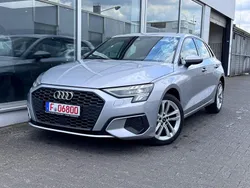 Silber Gebraucht 2022 Audi A3 Sportback Basis Limousine | 20.499 € (Guter Preis)