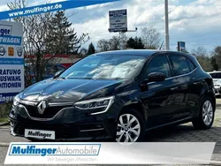 Black pearlschwarz (metallic) Gebraucht 2022 Renault Mégane IV Zen Limousine | 16.650 € (Superpreis)