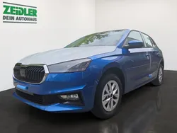 Blau Neu 2025 Skoda Fabia Essence Limousine | 18.980 € (Fairer Preis)