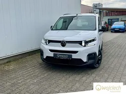 Weiß Gebraucht 2024 Citroën Berlingo Van / Kleinbus | 31.990 € (Teuer)