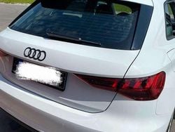 Weiß Gebraucht 2022 Audi A3 Basis Kleinwagen | 23.599 € (Fairer Preis)