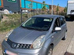 Grau Gebraucht 2007 Nissan Note Van / Kleinbus | 4.500 € (Superpreis)