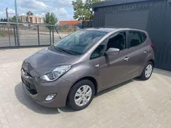 Braun Gebraucht 2014 Hyundai ix20 Edition Van / Kleinbus | 8.200 € (Fairer Preis)