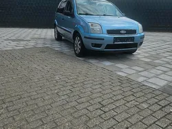 Blau Gebraucht 2005 Ford Fusion Limousine | 2.950 €
