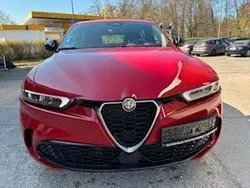 Rot Gebraucht 2023 Alfa Romeo Tonale Super SUV | 23.900 € (Superpreis)