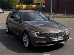 Braun Gebraucht 2015 BMW 330 Kombi | 13.890 € (Guter Preis)